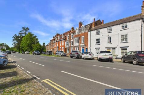 CAM01450G0-PR0312-STILL018.jpg