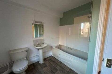 The Plain, Thornbury, BS35 photo 4