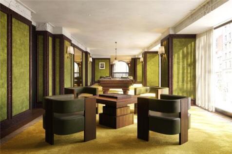 Billiards Lounge