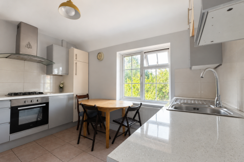 2-bed flat on Mawbey Street, London, SW8, £1,855/mo