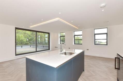 Lounge/ Kitchen/ Diner