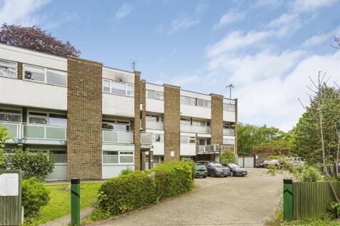 Hertford, SG13 - property photo