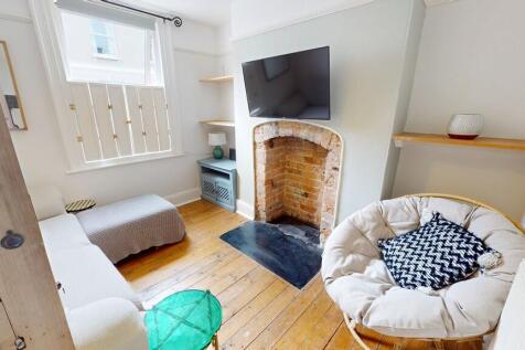 St Annes Terrace, Cheltenham photo 3