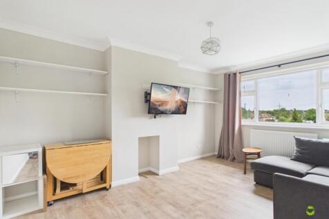 Living Room Presented by James Hillier of Ewemove 