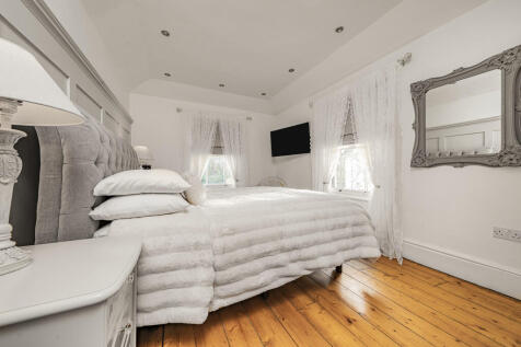 Photo Dec 08 2025...