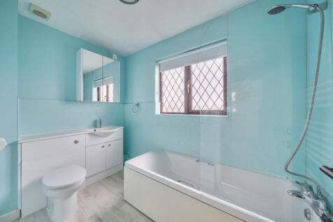 1381553-4-691746c...