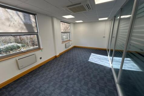Office to rent Image 4