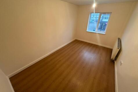 Princes End High Street, Tipton, DY4 photo 5