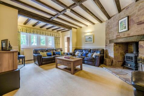 8691415-interior2...