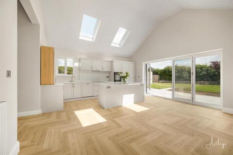 Open Plan Kitchen/Breakfast Room