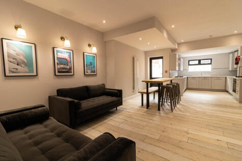 74WR Living Area