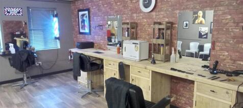 Hairdresser / Barber Shop for sale Image 4
