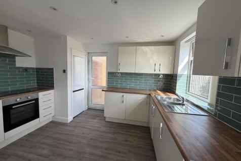 Haverhill Crescent, Nottingham, Nottingham City photo 5