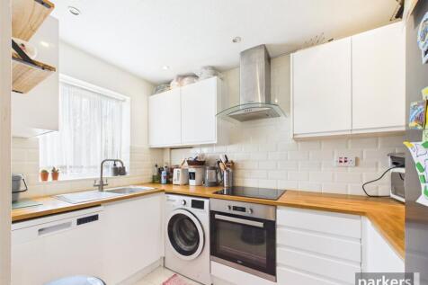 Chicory Close, Earley, Reading, Berkshire, RG6 photo 4