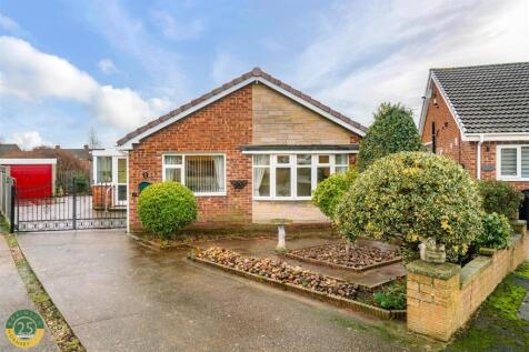 Front of Property  1.jpg