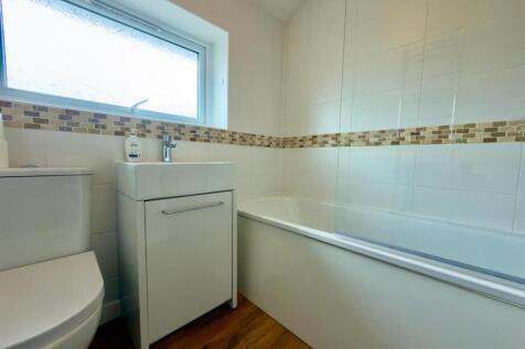 Linton Drive, Leeds photo 5