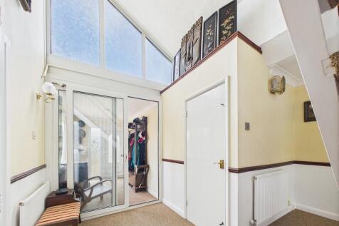 CAM05068G0-PR0025...