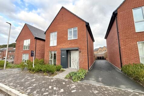 4 Bedroom Detached in CH65 3FF