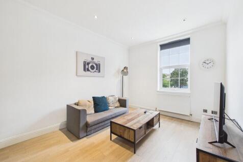 Open plan lounge