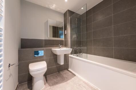 Highfield Avenue Newbury RG14 photo 5