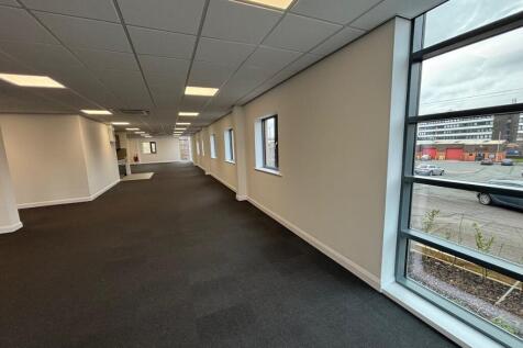 Office to rent Image 11