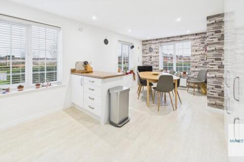 CAM03663G0-PR0220...