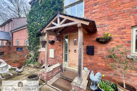 Feature Oak Porch