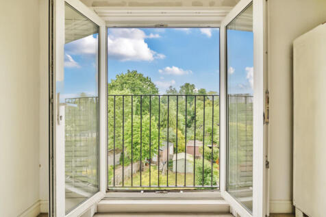 1293764-6825d5d05...