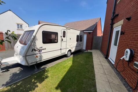 Driveway &amp; Garage