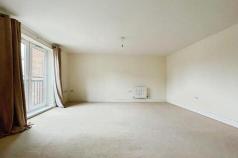 Harlow Crescent, Oxley Park, Milton Keynes, MK4 photo 5