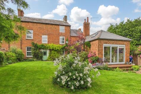 29 Brackley Road