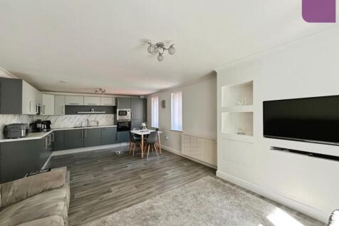 Open kitchen/living/dining room
