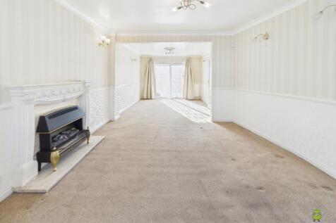 Presented by Clinton at EweMove Bexleyheath and Da