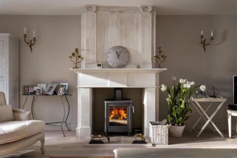 35 - Dovecote Cottage - GL7 5NG - Web.jpg