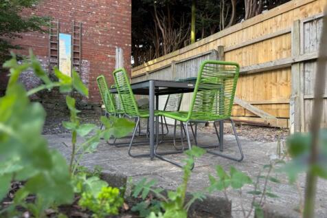 another student property from Award winning CPS HO