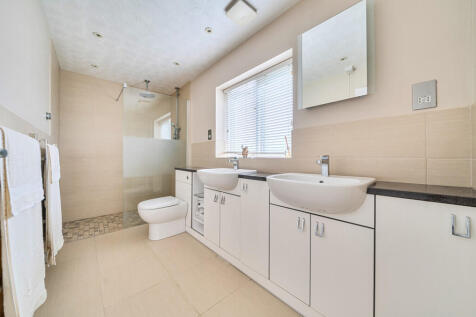 1358047-10-68de49...