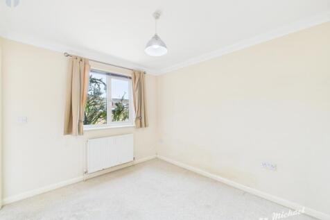 CAM03218G0-PR0701-STILL001