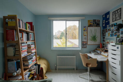 318643 - Vicar's Close, London E9 - high res-07...