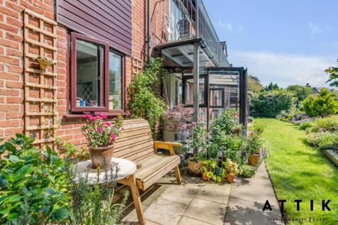 32 The Limes, London Road Halesworth IP19 8LT (19)