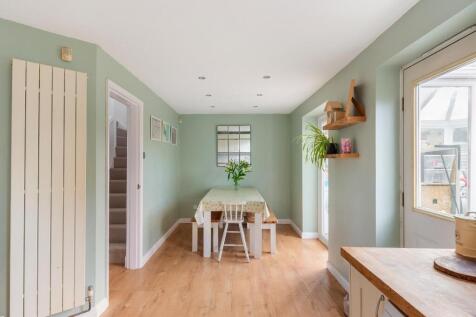 3L1RHD - Kitchen Diner C.jpg