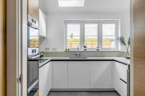 Plot 8, Seagate Farm-10