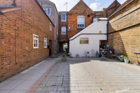 listing_109961_0012_efc0fb0c