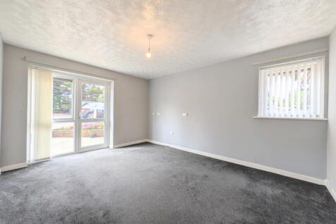 Cambridge Court, Southport, Merseyside, PR9 (Retirement Apartment) photo 4