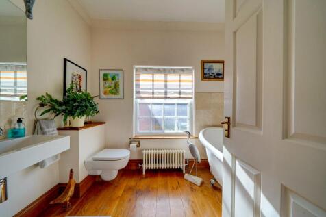 Worcester, WR8 - property photo