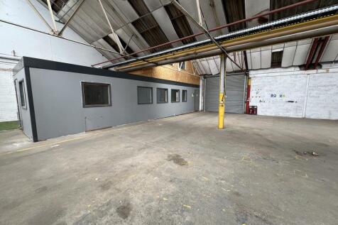 Commercial Property to rent Image 6