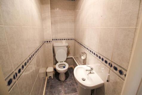 Burbage Way, Glossop, SK13 photo 5