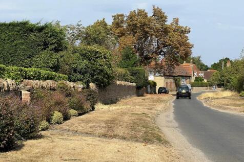 GARFORD VILLAGE SCENE.jpg