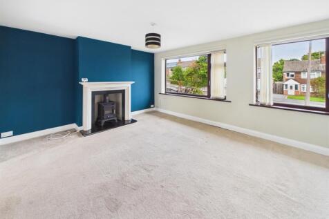 Highfield Drive, Kirk Hallam, Derbyshire, DE7 photo 3