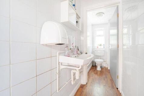 1332085-7-689c4321844c5