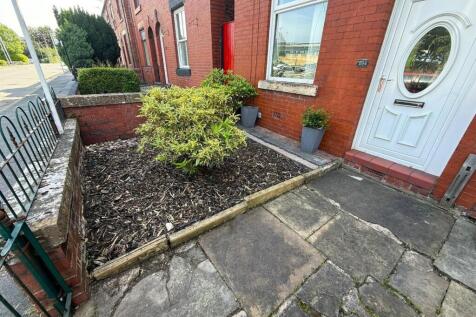 Front Garden.jpeg